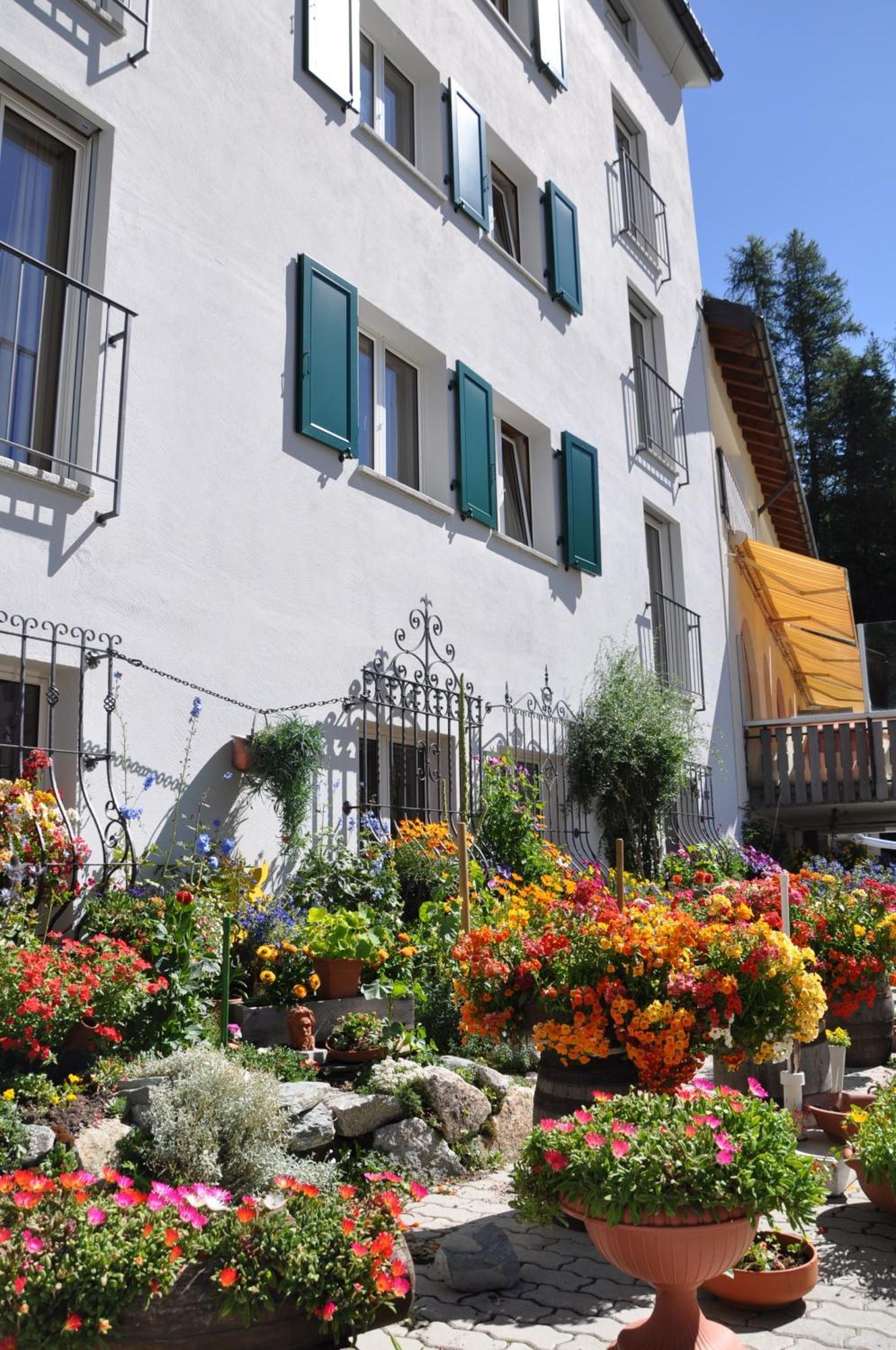 Hotel Seraina Sils-Maria Exterior foto